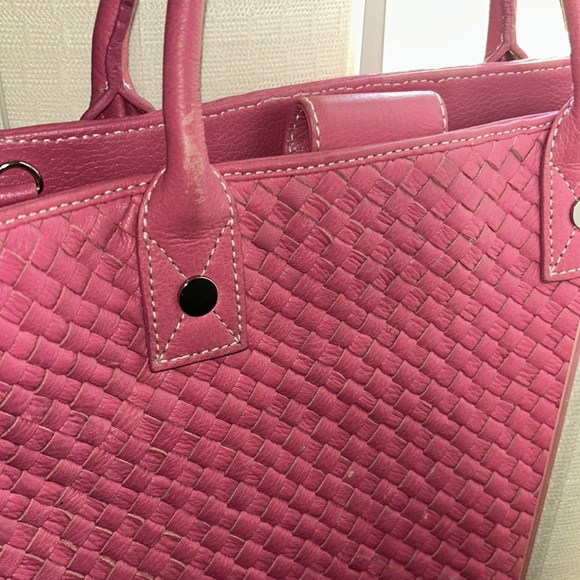 Pink Purse. - Picture 3 of 11